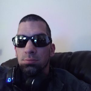 Meet your Posher, Ethan